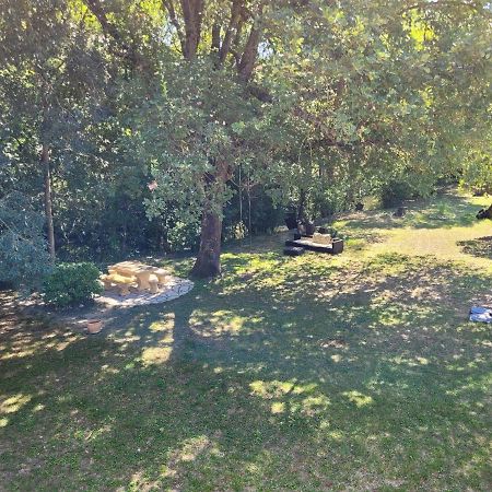 Au Bord De L'Alzon Apartman Uzès Kültér fotó